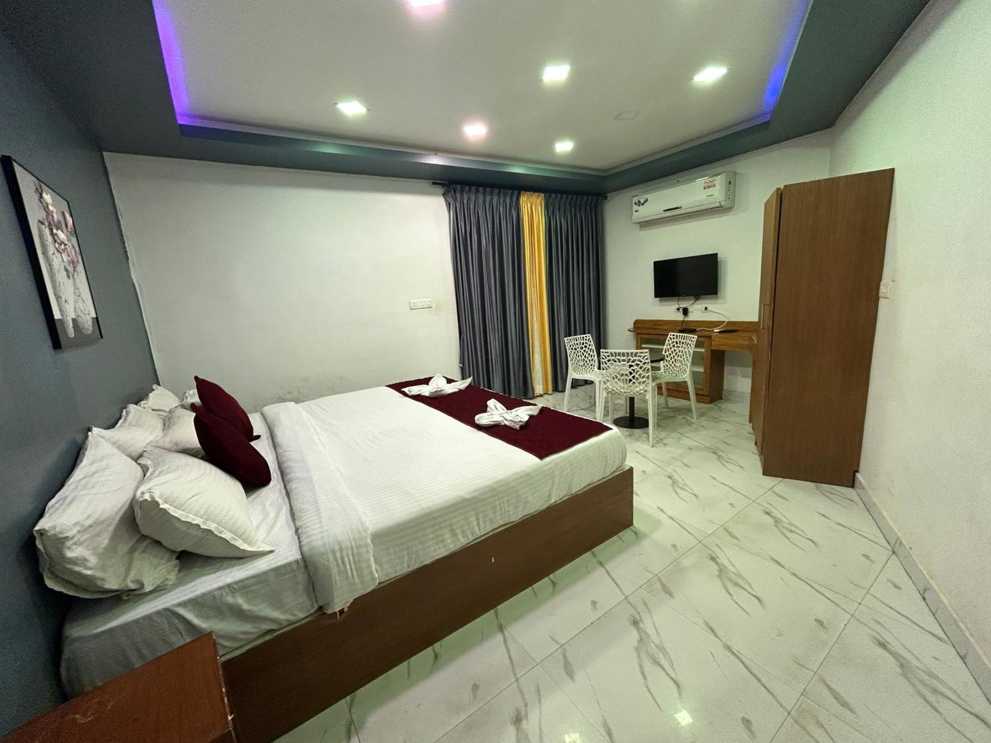 G Hotel Kottakuppam Exteriör bild